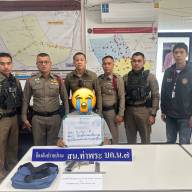 สายตรวจตรวจค้น จับกุมชายมีอาวุธปืนไทยประดิษฐ์